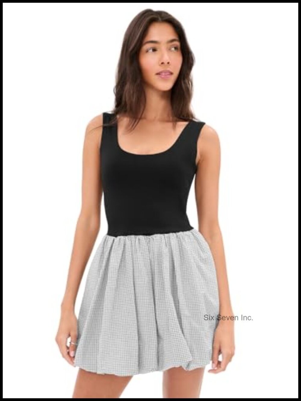 Women's Sleeveless Scoop Neck Mini Dress with Pockets